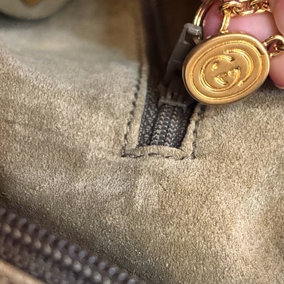 Vintage Gucci Pistachio Green Leather Hobo Bag - Picture 13 of 16